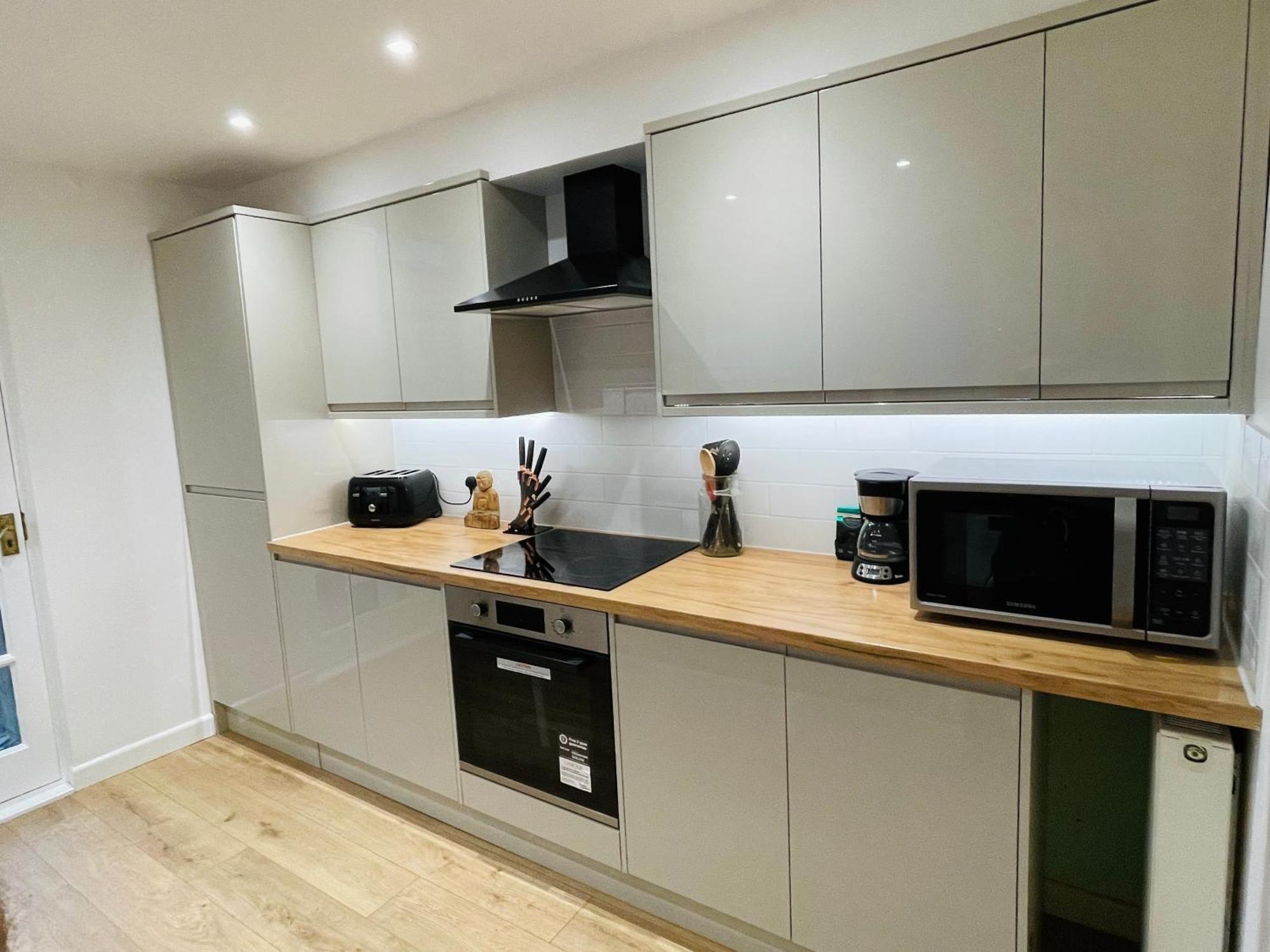Newly Refurbished City Centre House With Parking Exeter Extérieur photo