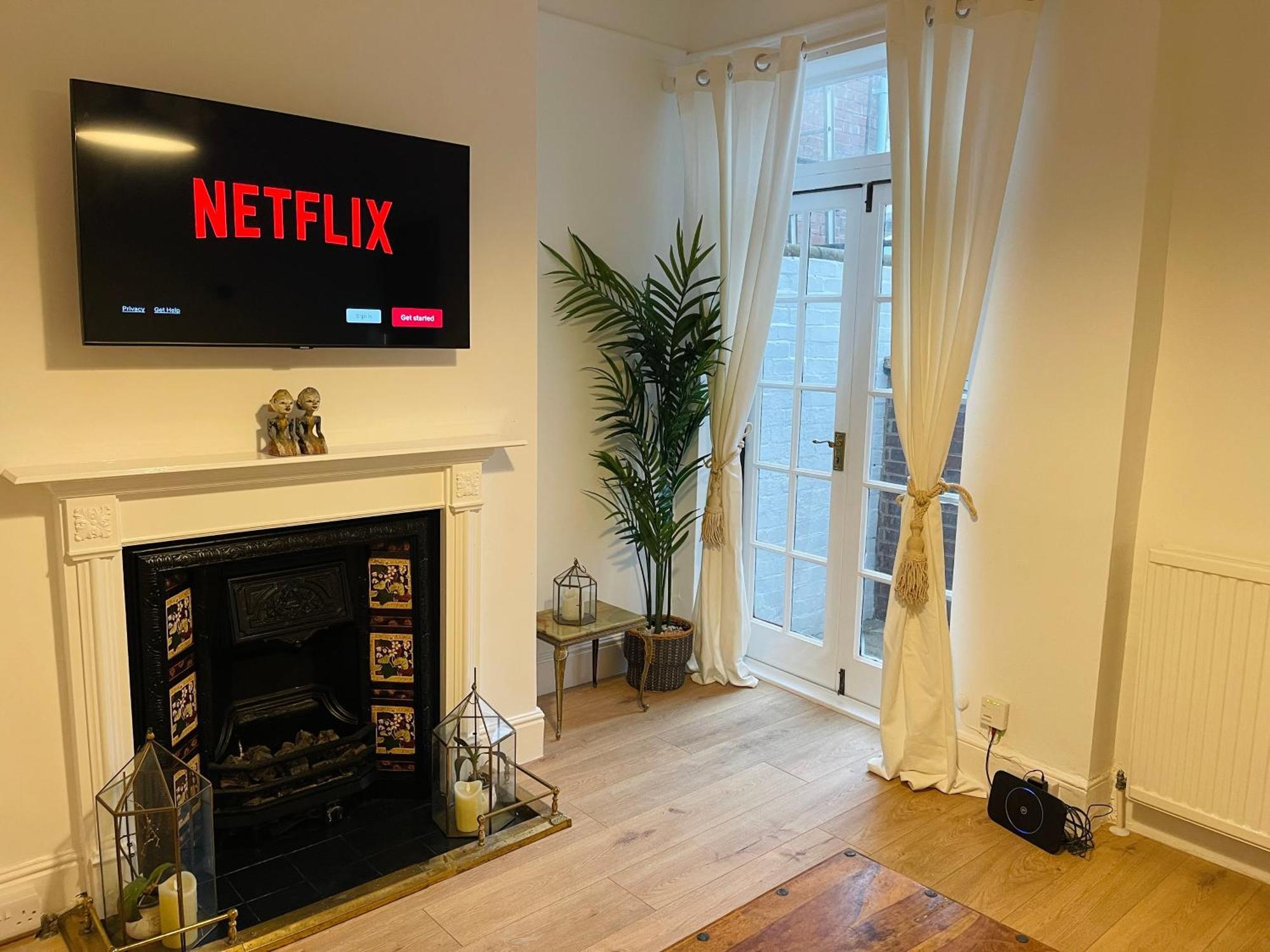 Newly Refurbished City Centre House With Parking Exeter Extérieur photo